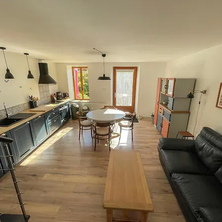 Ferme Robin Bed & Breakfast Marsaz